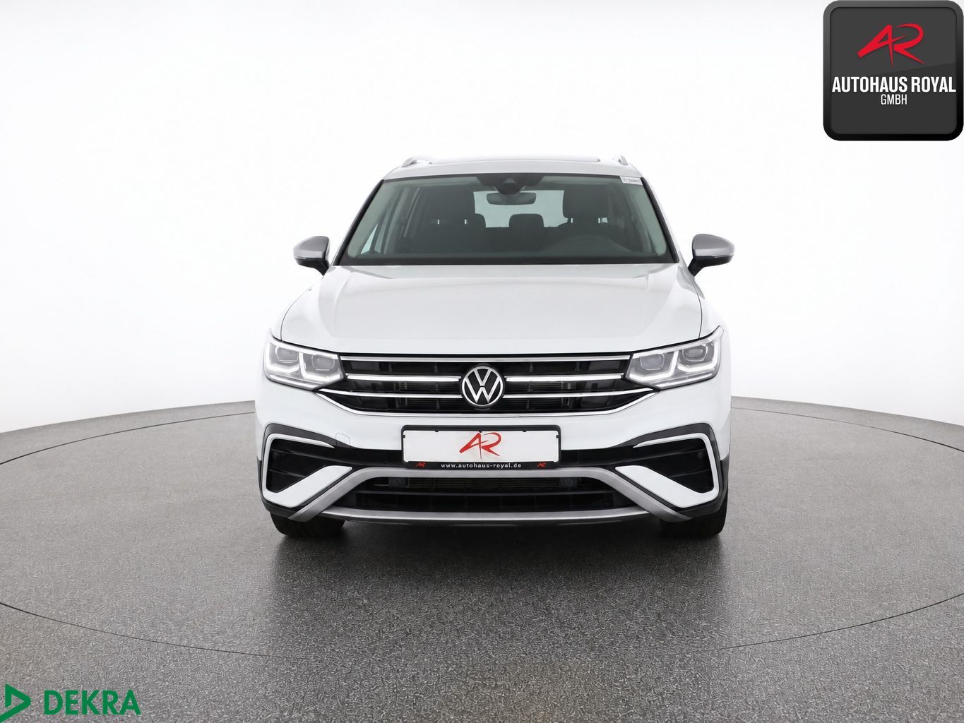 Volkswagen TIGUAN ALLSPACE 2022 г. Белый, пробег 49876 км