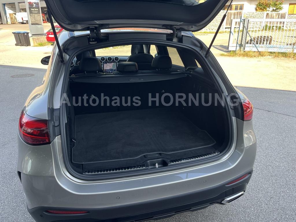 Mercedes-Benz GLC 300 2023 г. Серебристый, пробег 58214 км