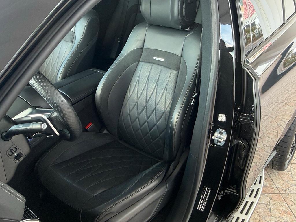 Mercedes-Benz GLE 63 AMG 2024 г. Чёрный, пробег 58612 км