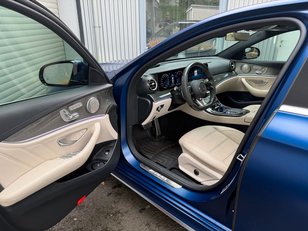 Mercedes-Benz E 63 AMG 2021 г. Синий, пробег 16950 км