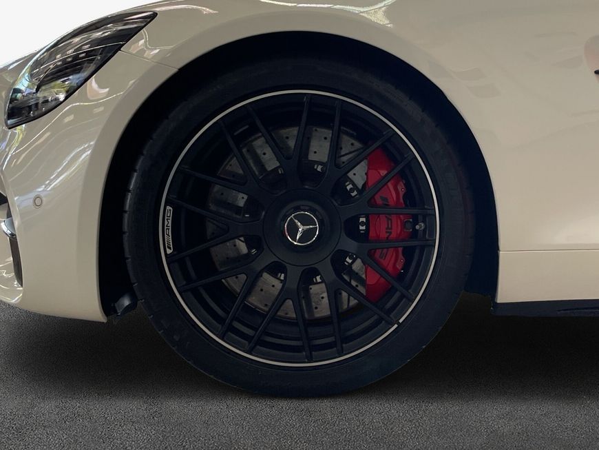 Mercedes-Benz AMG GT 2022 г. Белый, пробег 27719 км