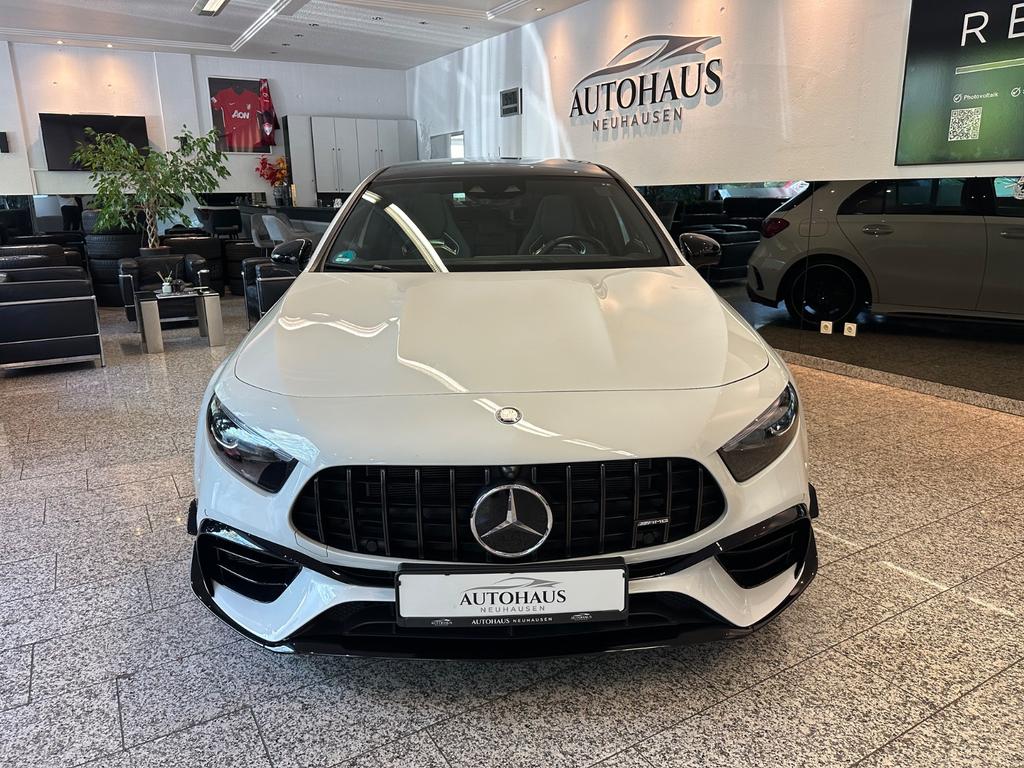 Mercedes-Benz A 45 AMG 2023 г. Серебристый, пробег 57663 км