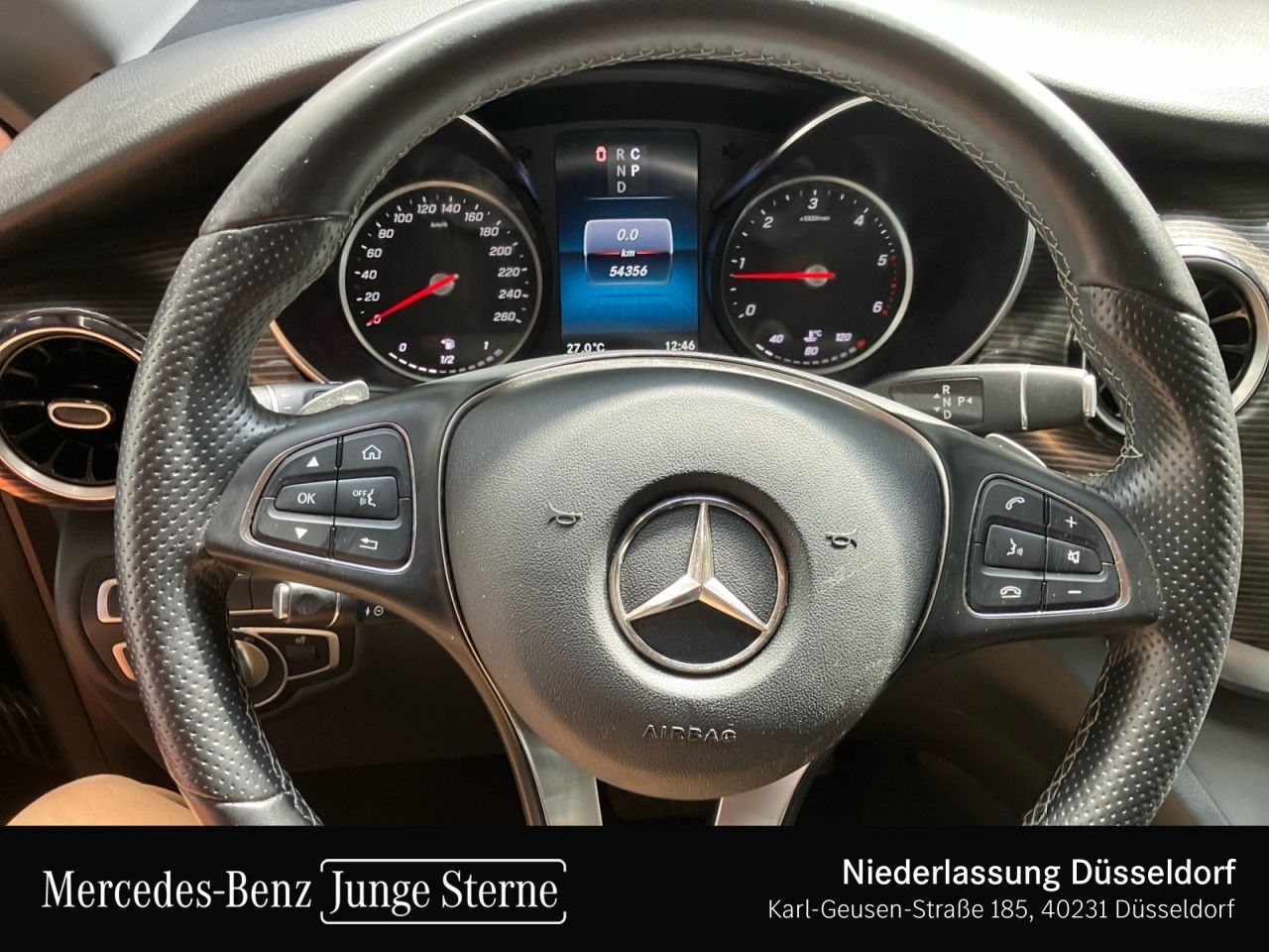 Mercedes-Benz V 220 2023 г. Чёрный, пробег 54355 км