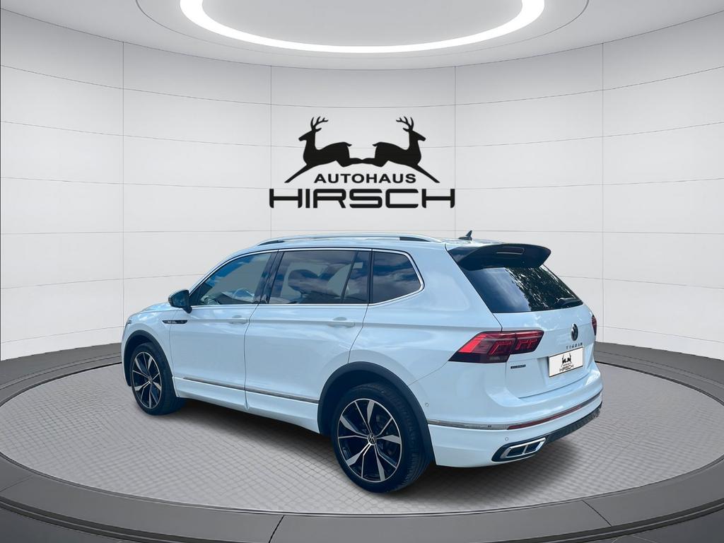 Volkswagen TIGUAN ALLSPACE 2023 г. Белый, пробег 52300 км