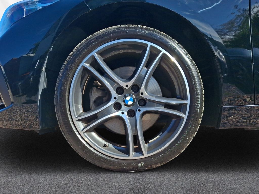 BMW 118 2023 г. Чёрный, пробег 43886 км