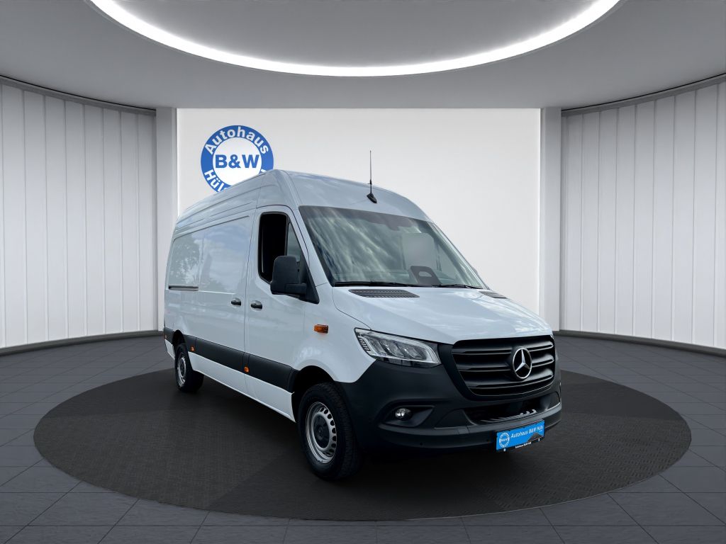 Mercedes-Benz SPRINTER 2024 г. Белый, пробег 36200 км