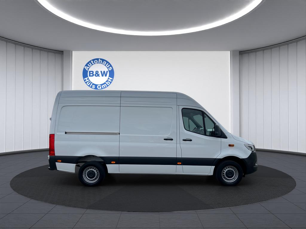 Mercedes-Benz SPRINTER 2024 г. Белый, пробег 36200 км