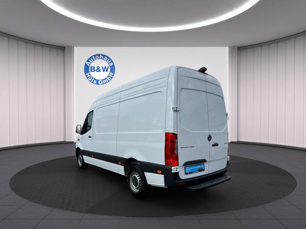Mercedes-Benz SPRINTER 2024 г. Белый, пробег 36200 км