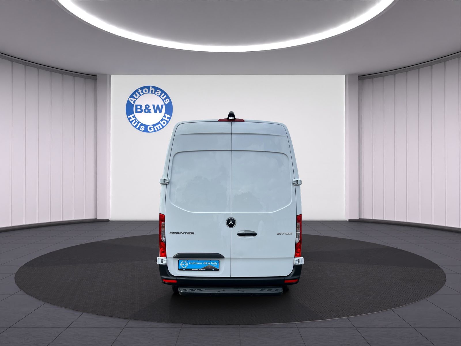 Mercedes-Benz SPRINTER 2024 г. Белый, пробег 36200 км