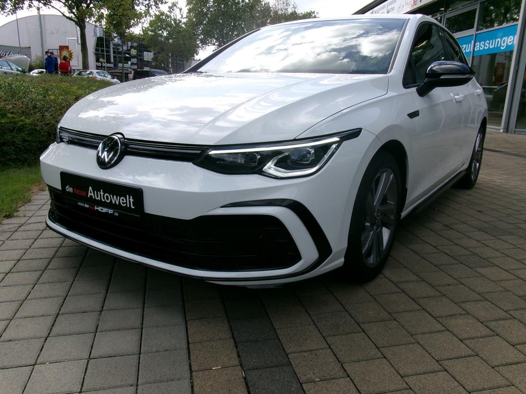 Volkswagen Golf 2024 г. Белый, пробег 24300 км