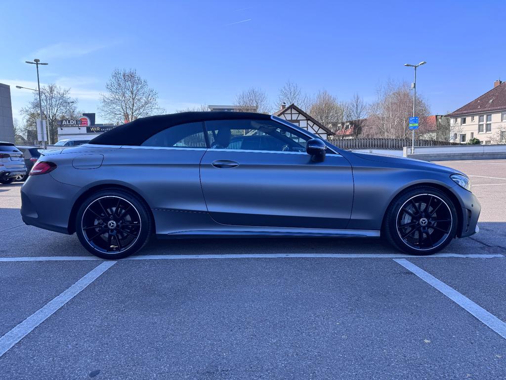 Mercedes-Benz C 300 2022 г. Серый, пробег 54650 км