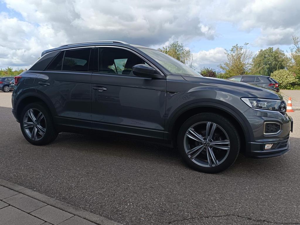 Volkswagen T-Roc 2022 г. Серый, пробег 40068 км