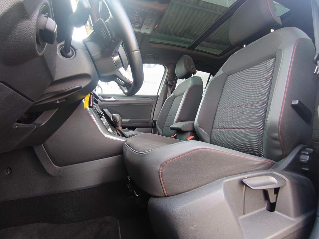 Volkswagen T-Roc 2022 г. Серый, пробег 40068 км