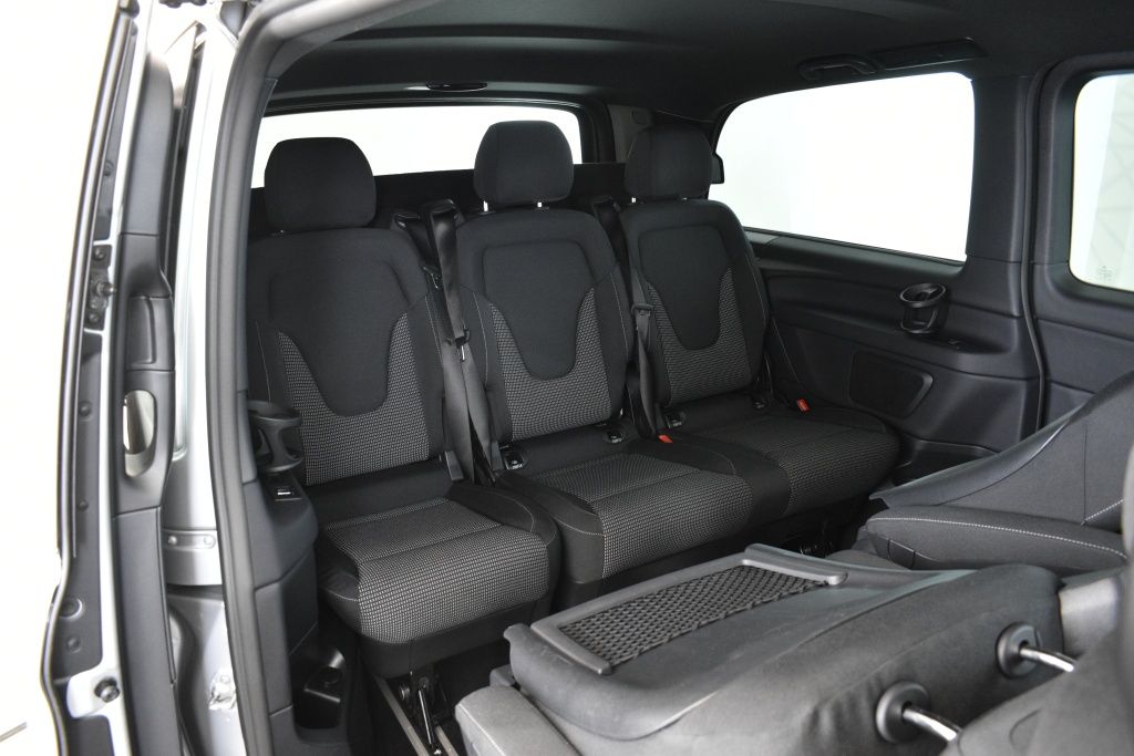 Mercedes-Benz V 250 2022 г. Серебристый, пробег 53397 км