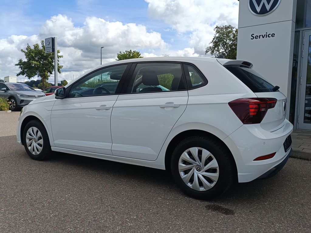 Volkswagen Polo 2023 г. Белый, пробег 29152 км