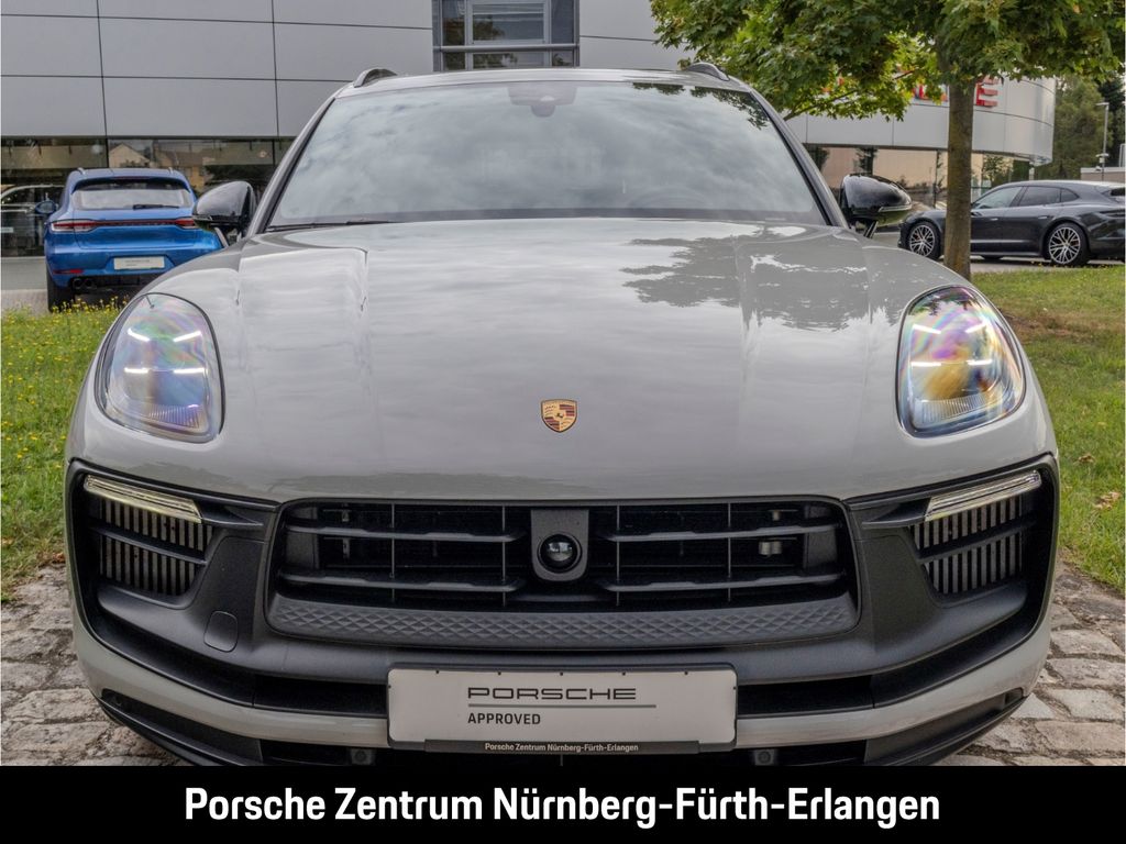 Porsche Macan 2023 г. Белый, пробег 45800 км