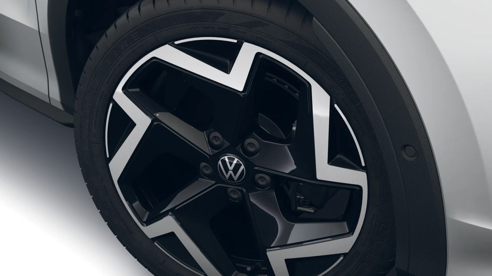 Volkswagen T-Roc 2025 г. Белый, пробег 15672 км