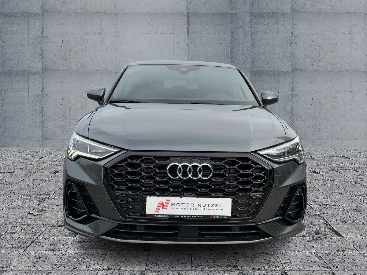 Audi Q3 2023 г. Серый, пробег 53304 км