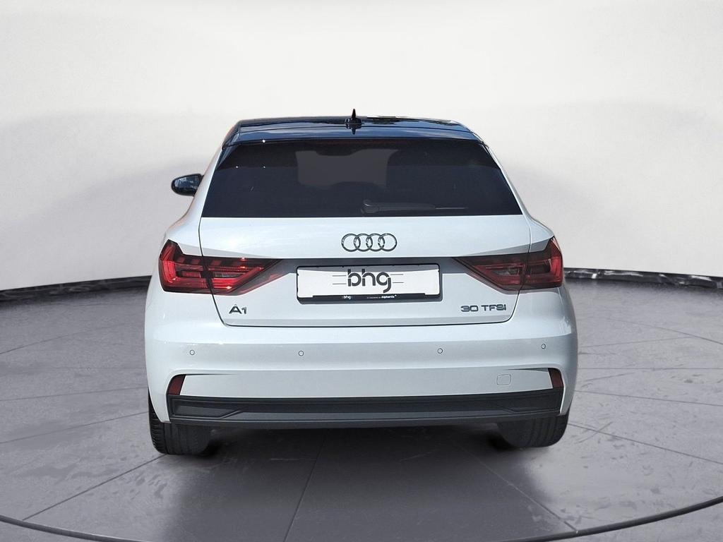 Audi A1 2022 г. Белый, пробег 42654 км