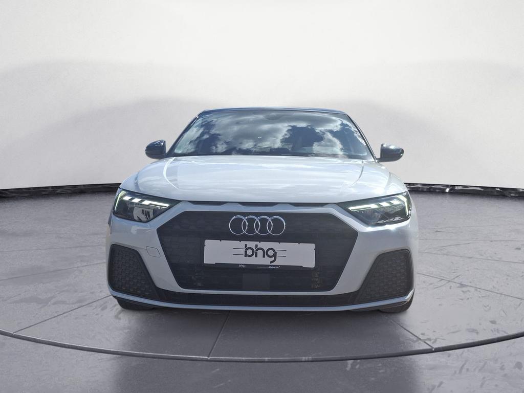Audi A1 2022 г. Белый, пробег 42654 км