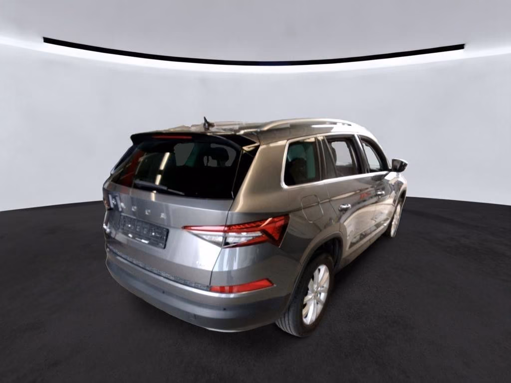 Skoda Kodiaq 2023 г. Серый, пробег 56546 км