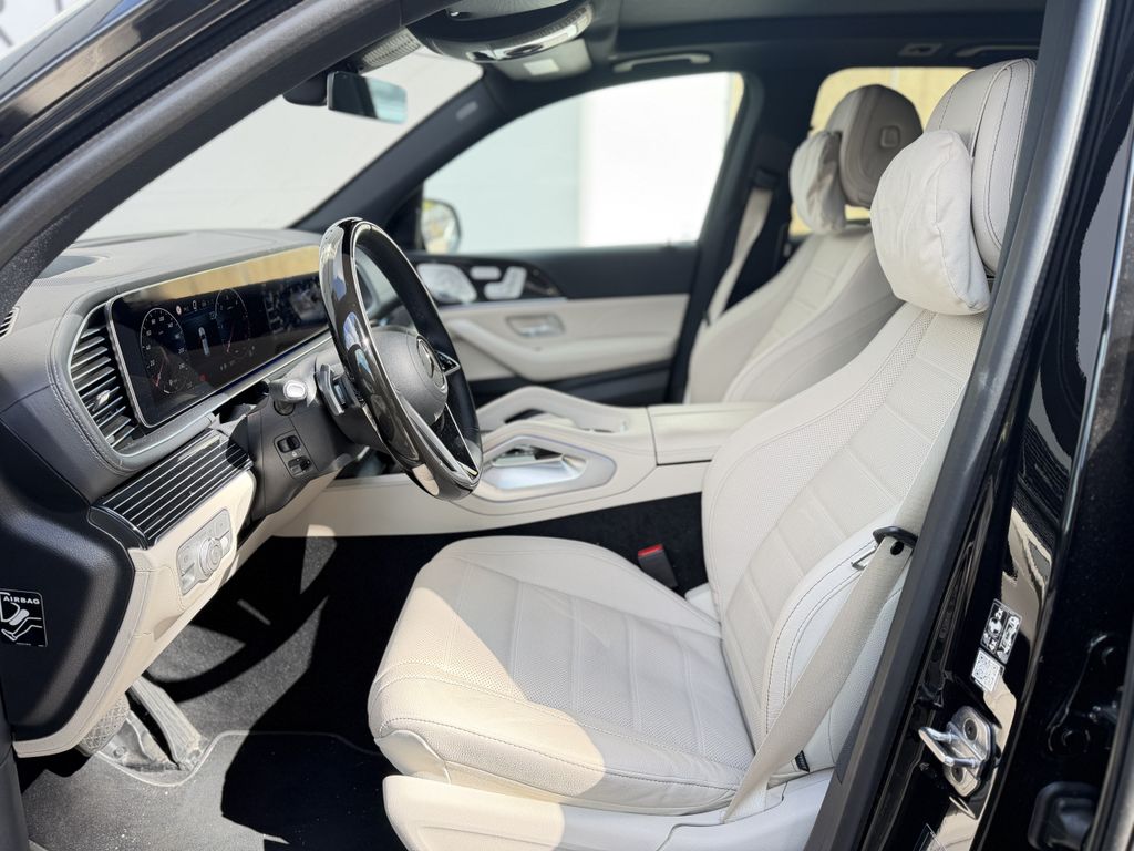 Mercedes-Benz GLE 450 2025 г. Чёрный, пробег 43700 км