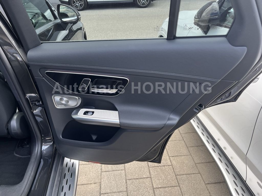 Mercedes-Benz GLC 220 2024 г. Серый, пробег 54829 км