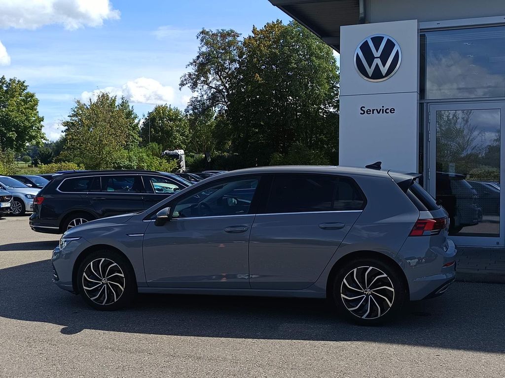 Volkswagen Golf 2024 г. Серый, пробег 20994 км