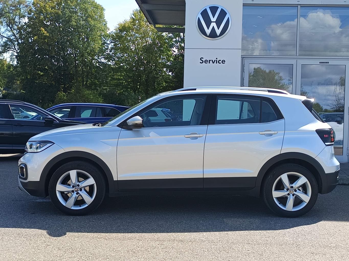 Volkswagen T-Cross 2022 г. Серебристый, пробег 27719 км