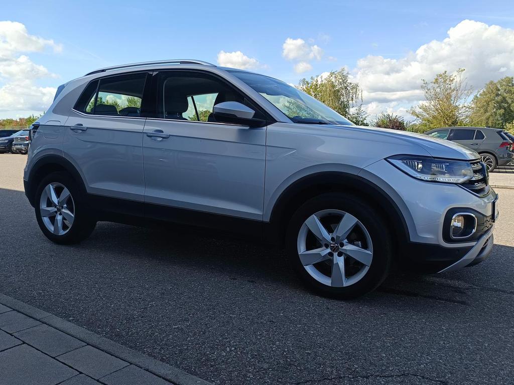 Volkswagen T-Cross 2022 г. Серебристый, пробег 27719 км