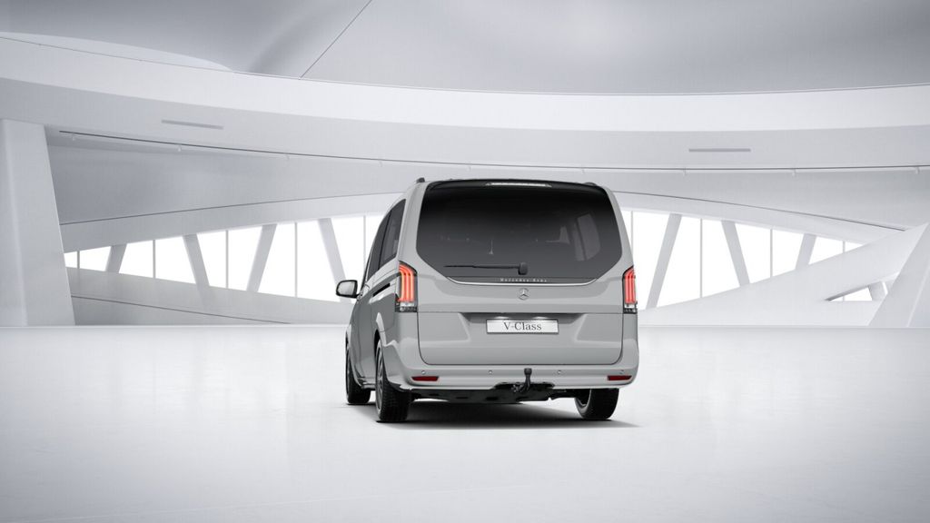 Mercedes-Benz V 300 2025 г. Серый, пробег 5034 км
