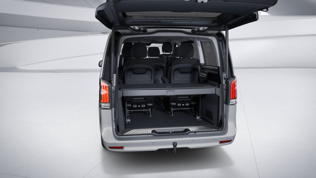 Mercedes-Benz V 300 2025 г. Серый, пробег 5034 км