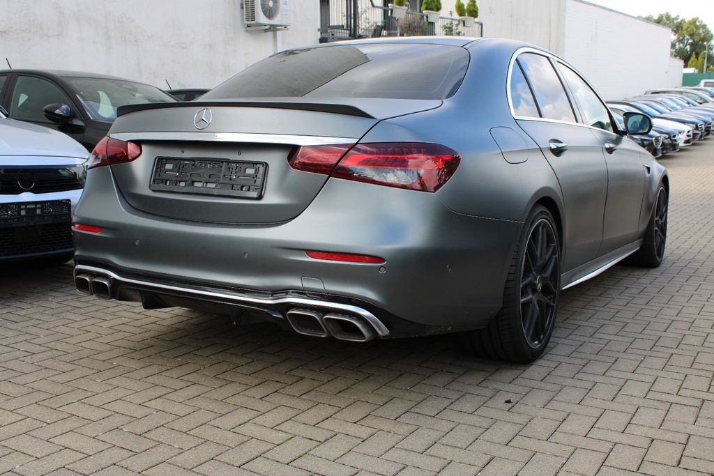 Mercedes-Benz E 63 AMG 2021 г. Серый, пробег 48620 км