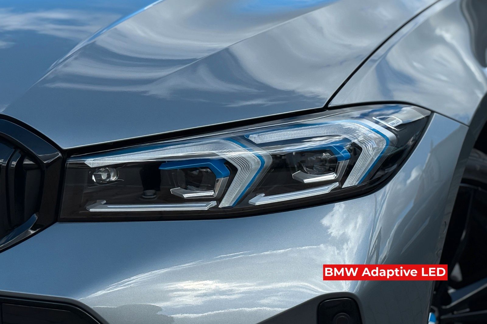 BMW 320 2024 г. Серый, пробег 28800 км
