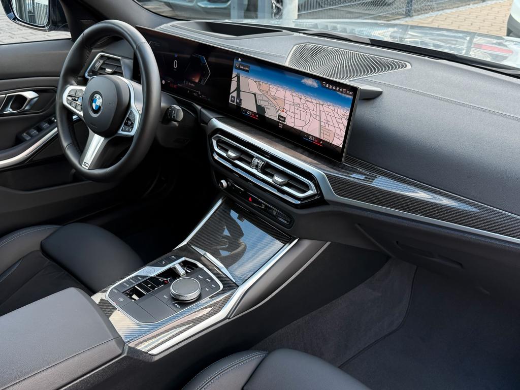 BMW 320 2024 г. Серый, пробег 28800 км