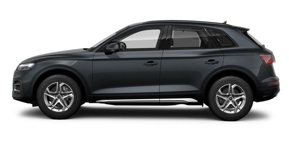 Audi Q5 2023 г. Серый, пробег 55600 км