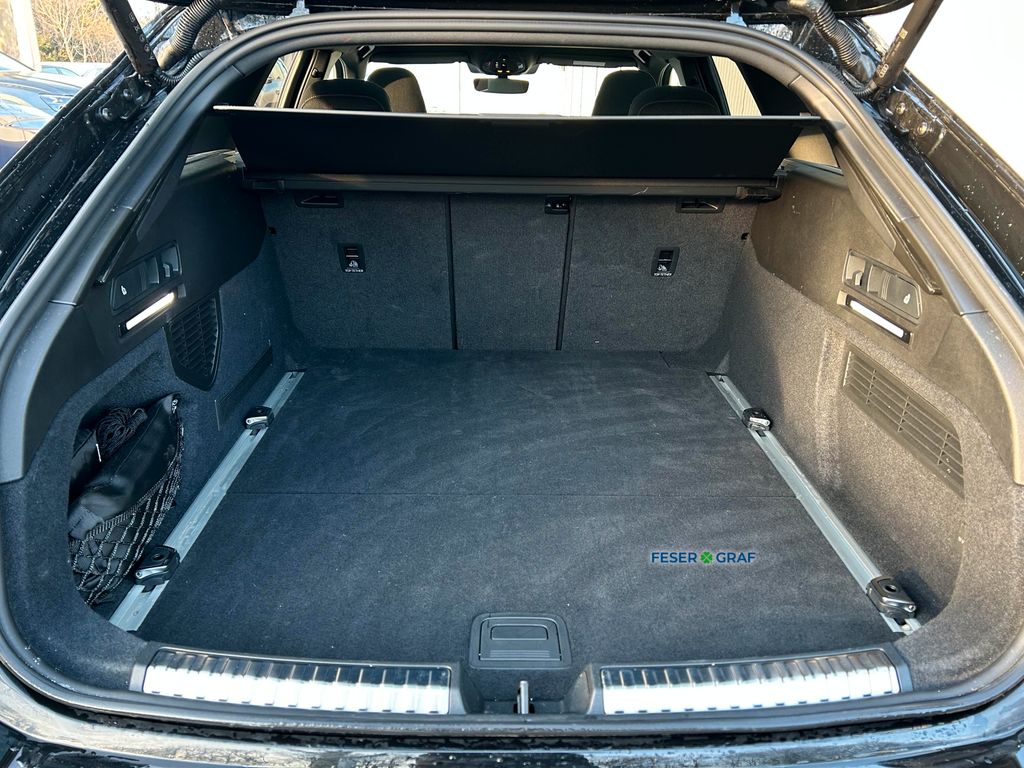 Audi A6 2025 г. Чёрный, пробег 17890 км
