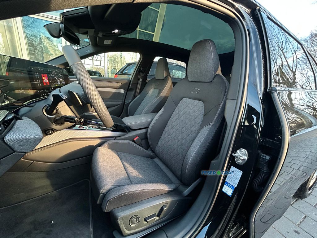 Audi A6 2025 г. Чёрный, пробег 17890 км