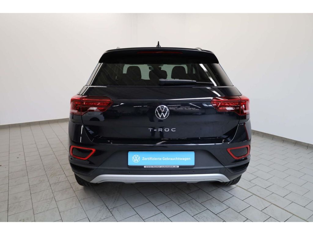 Volkswagen T-Roc 2023 г. Чёрный, пробег 18529 км