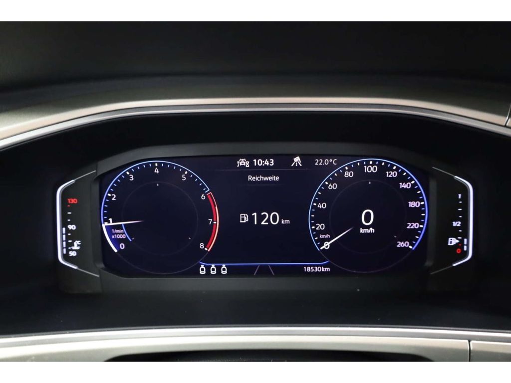 Volkswagen T-Roc 2023 г. Чёрный, пробег 18529 км