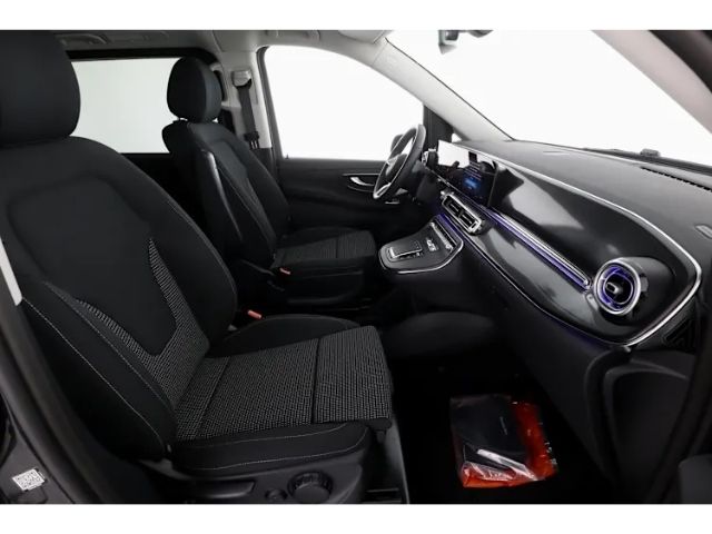 Mercedes-Benz V 220 2025 г. Серый, пробег 17800 км