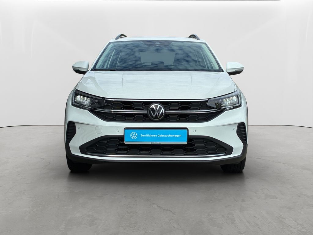 Volkswagen Taigo 2022 г. Белый, пробег 43380 км