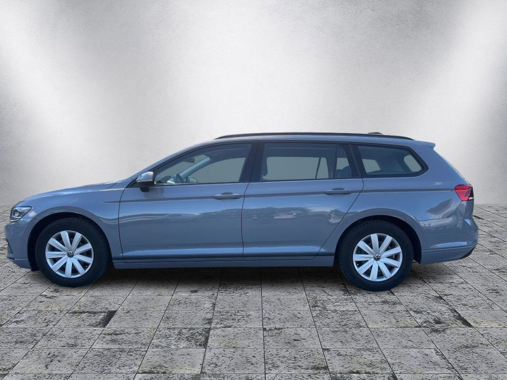 Volkswagen Passat 2023 г. Серый, пробег 29920 км