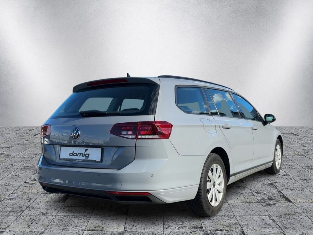Volkswagen Passat 2023 г. Серый, пробег 29920 км