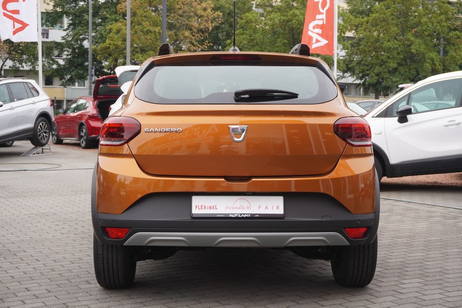 Dacia Sandero 2022 г. Оранжевый, пробег 39622 км