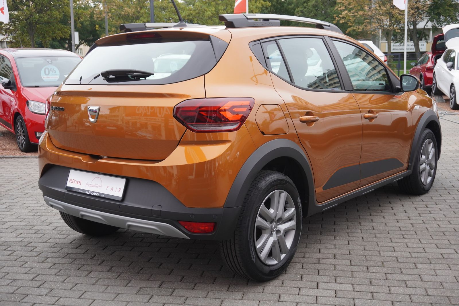Dacia Sandero 2022 г. Оранжевый, пробег 39622 км