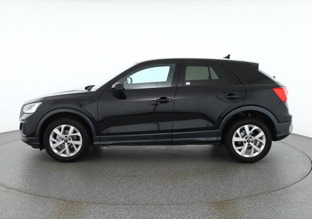 Audi Q2 2023 г. Чёрный, пробег 45662 км