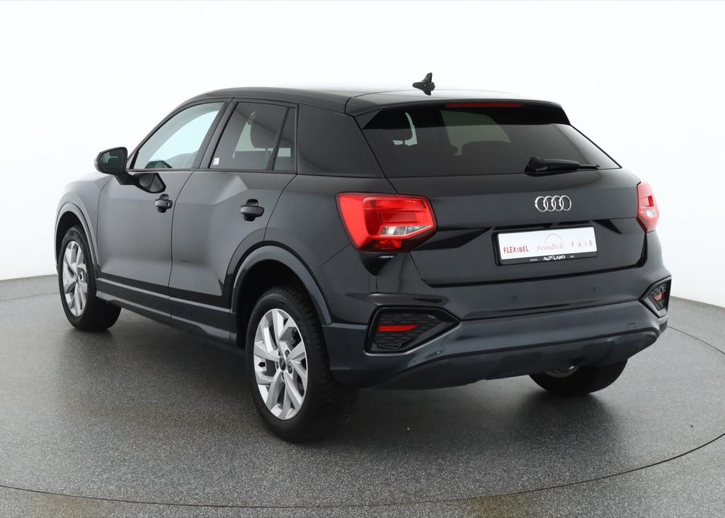 Audi Q2 2023 г. Чёрный, пробег 45662 км