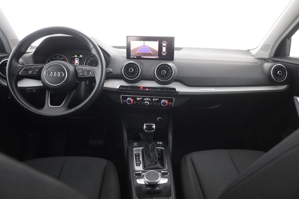 Audi Q2 2023 г. Чёрный, пробег 45662 км