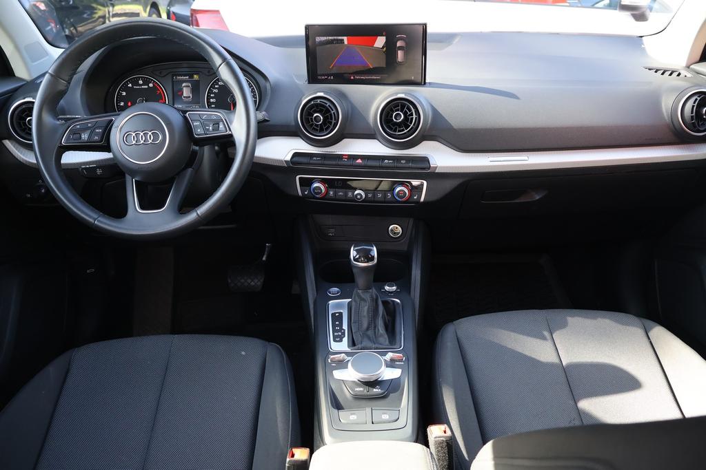 Audi Q2 2023 г. Чёрный, пробег 45905 км